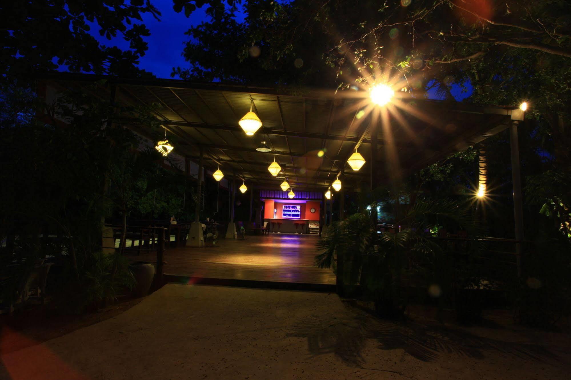 Baan Panwa Resort&Spa Exteriör bild